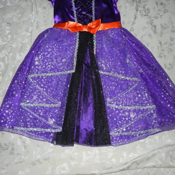 Disney Store Minnie Mouse Witch Costume (Girl size 5/6) - Picture 3 of 5